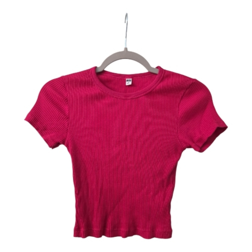 Uniqlo Ribbed Cropped T Shirt